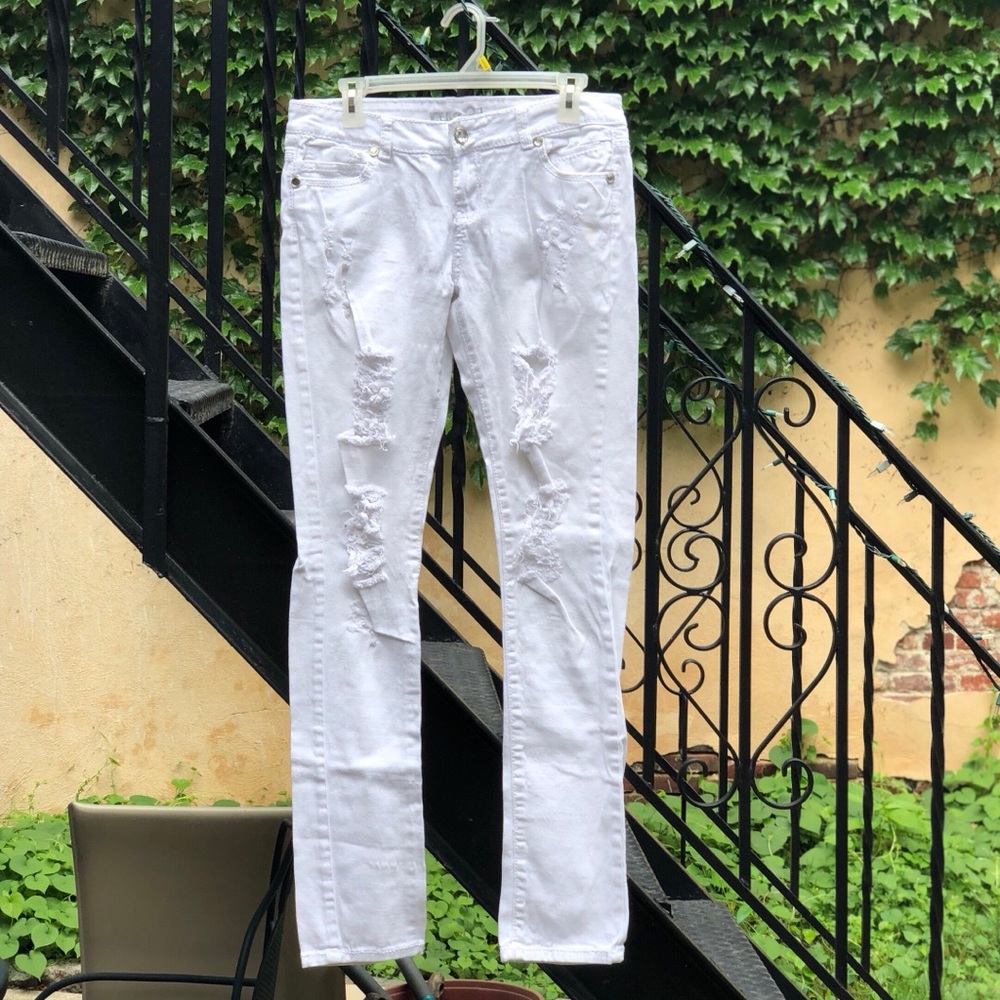 Rue 21 White Distressed Denim Jeans - Picture 2 of 9